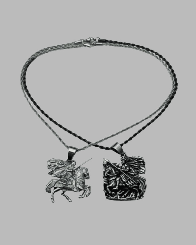 Custom pendant necklace